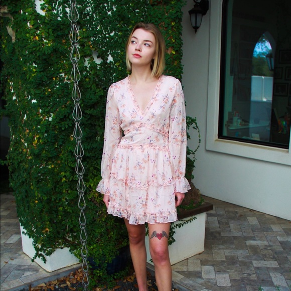 Long Sleeve Floral Mini Dress with Ruffle Detail - Picture 4 of 8